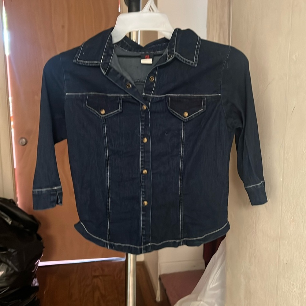 Like New Medium Denim Style Shirt
